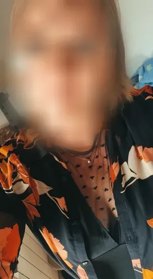 Agnes, 37