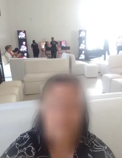Anne, 36