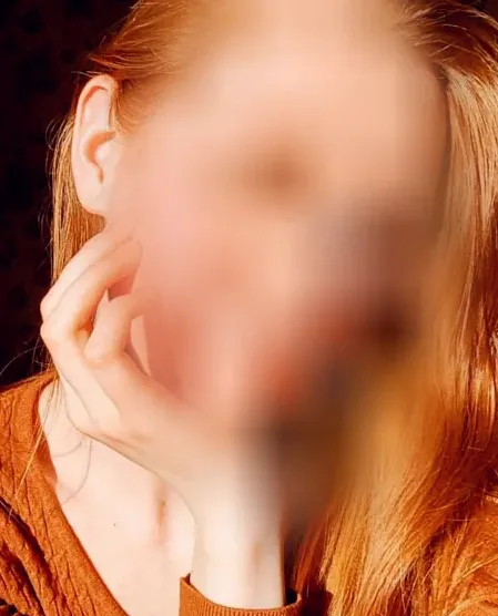 Cecilie, 29
