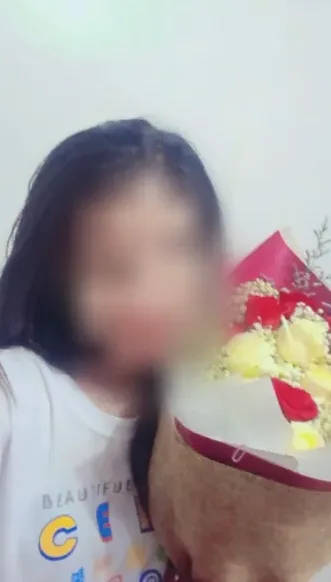 Elif, 23