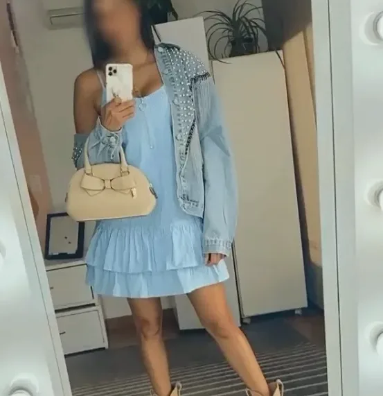 Lea, 40