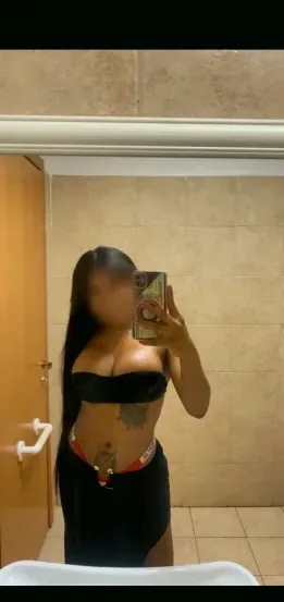 Molly, 26