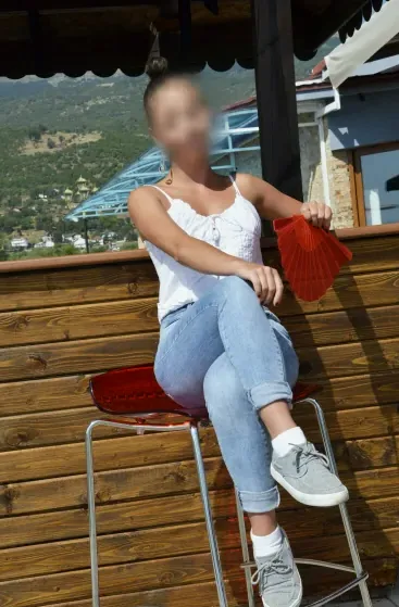 Yara, 34